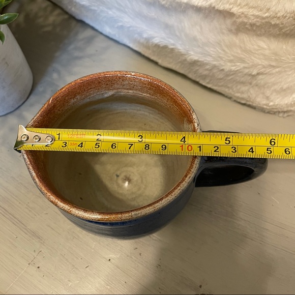 Vintage Blue Pottery - Picture 7 of 8